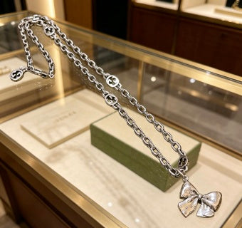 Gucci Bow Charm Interlocking G Chain Necklace