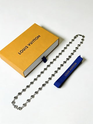 Louis Vuitton Monogram Pearl Link Necklace